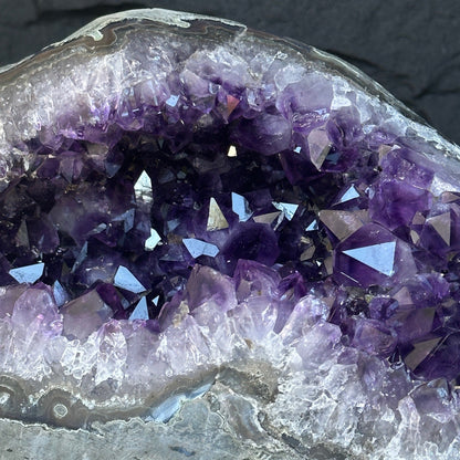 Superb Crystal Geode, Large Cave, Amethyst Crystal for collectors, 5 in Tall Full polished stone, Stunning decor AAA Crystal
