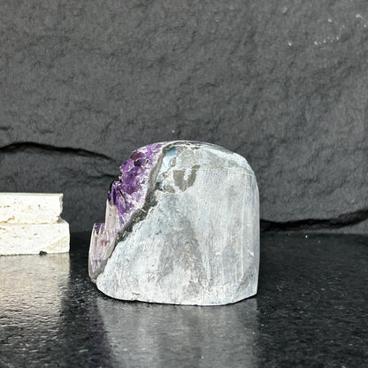 Large crystals (2 Lb) Amethyst geode with Agate formations