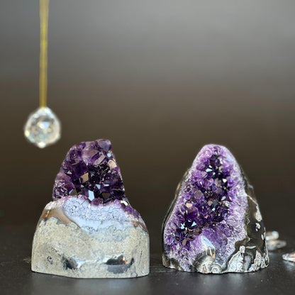 AAA grade amethyst crystals set, amethysts clusters with agate, Uruguayan top quality amethysts