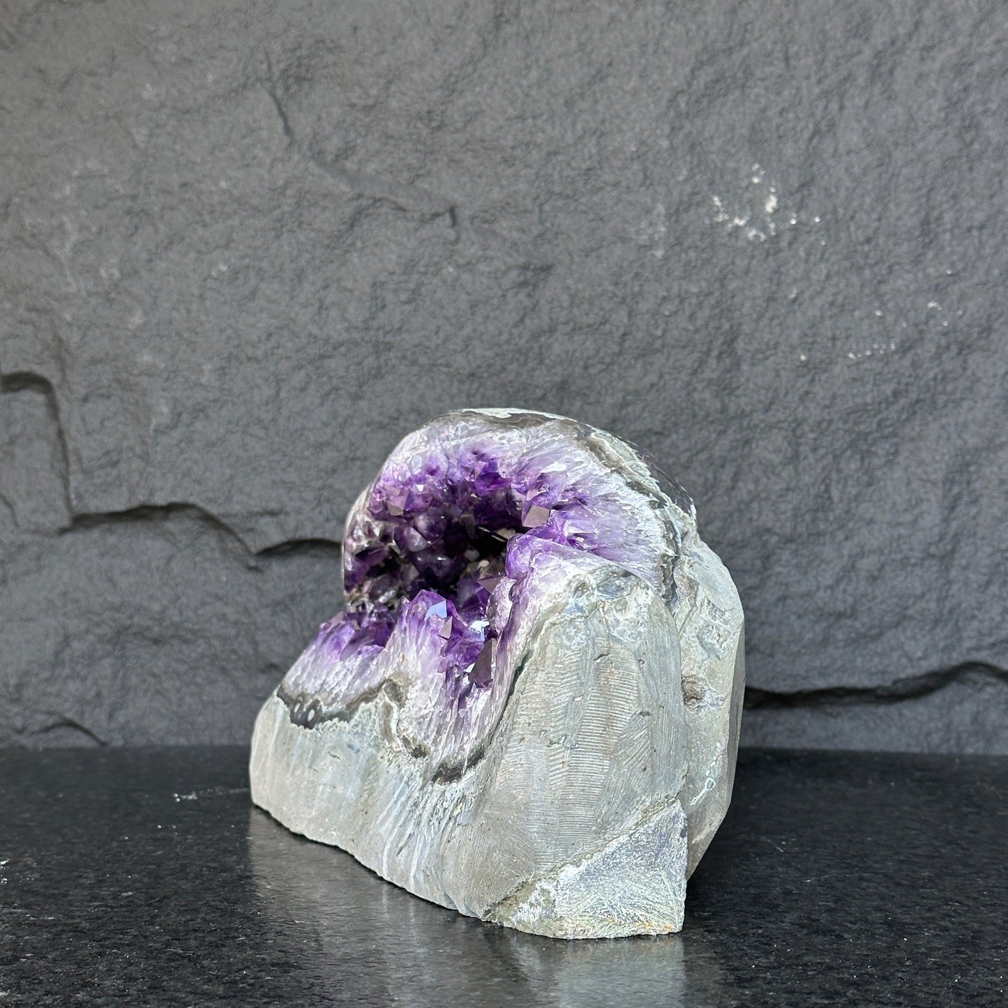 Superb Crystal Geode, Large Cave, Amethyst Crystal for collectors, 5 in Tall Full polished stone, Stunning decor AAA Crystal