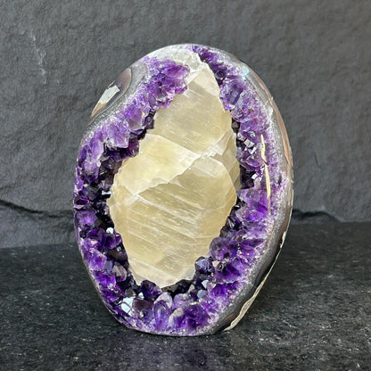 Rare Find Crystal Formations, Amethyst Geode with calcite and agate, piece for collectors