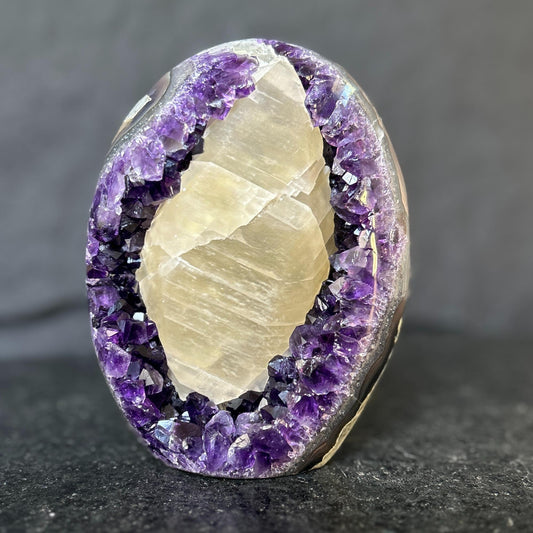 Rare Find Crystal Formations, Amethyst Geode with calcite and agate, piece for collectors
