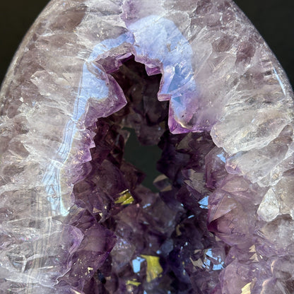 Uruguayan Amethyst and Quartz Cave, Natural Geode, 12 inches Amethyst crystal