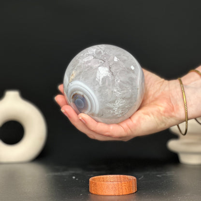 Agate and amethyst - Gemstone sphere