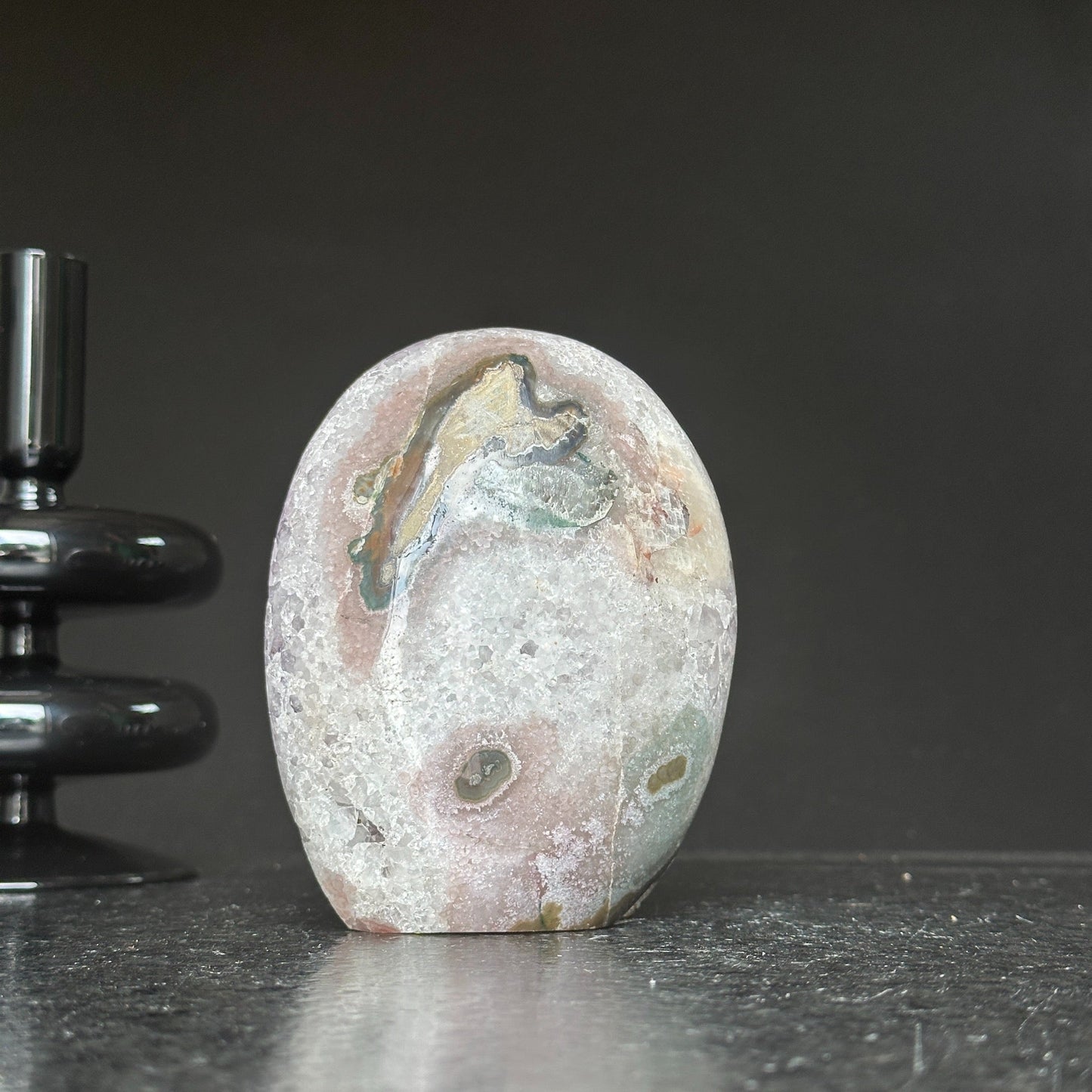 Amethyst Cave, Crystal Quartz Geode Stone, Natural Specimen Egg-Shaped