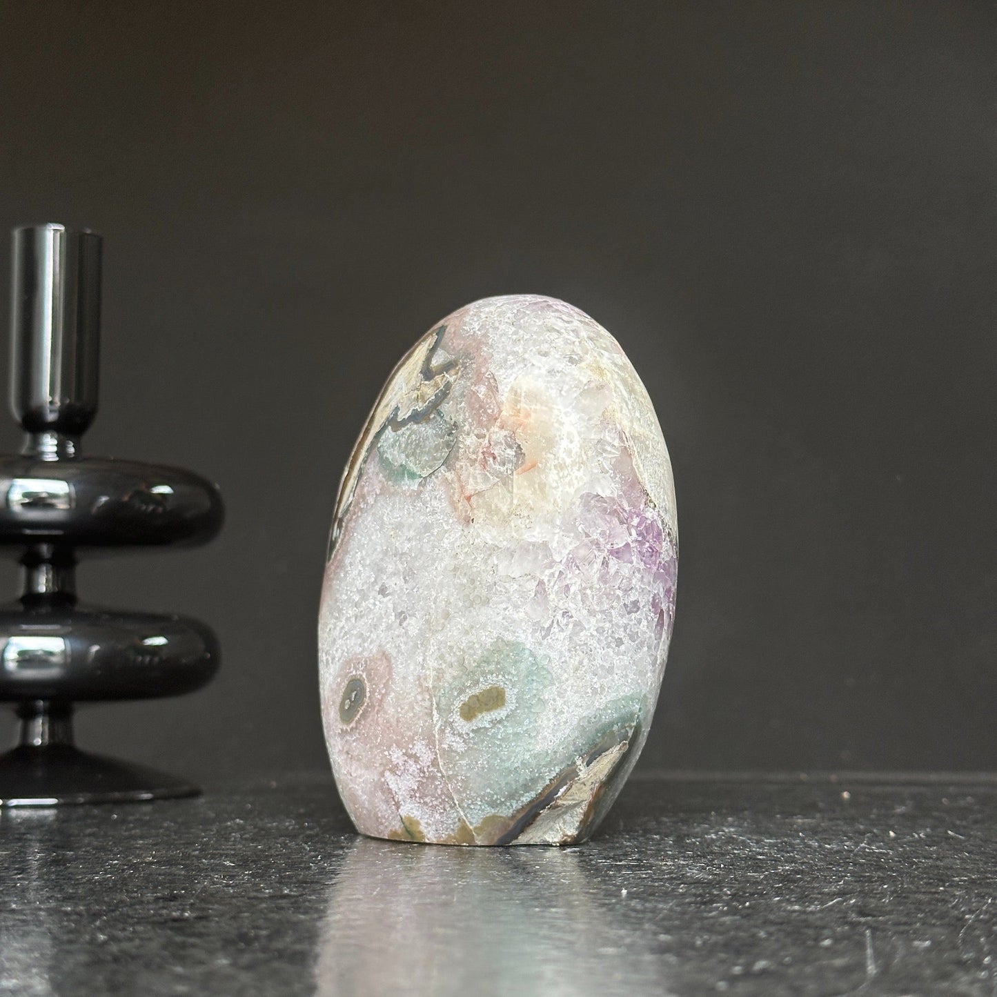 Amethyst Cave, Crystal Quartz Geode Stone, Natural Specimen Egg-Shaped