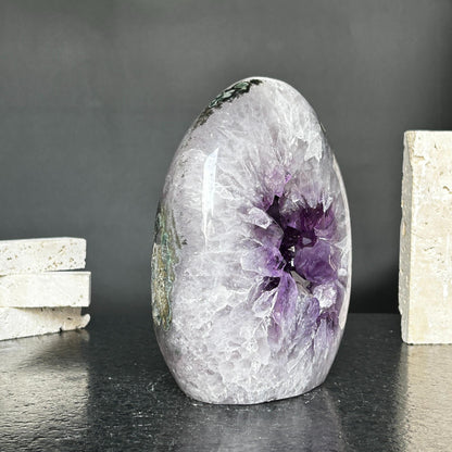 High Quality Amethyst Geode, Statement piece for collectors, Large Cave Egg shaped, polished stone, Stunning decor AAA Crystal