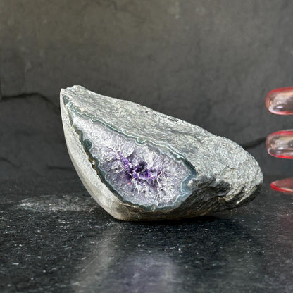 Large crystal amethyst