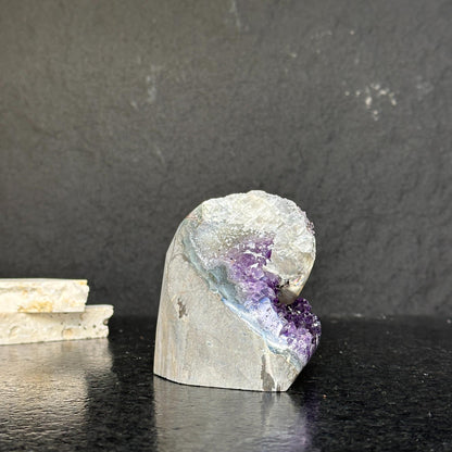 Amethyst cathedral geode, Amethyst self standing, Real amethyst