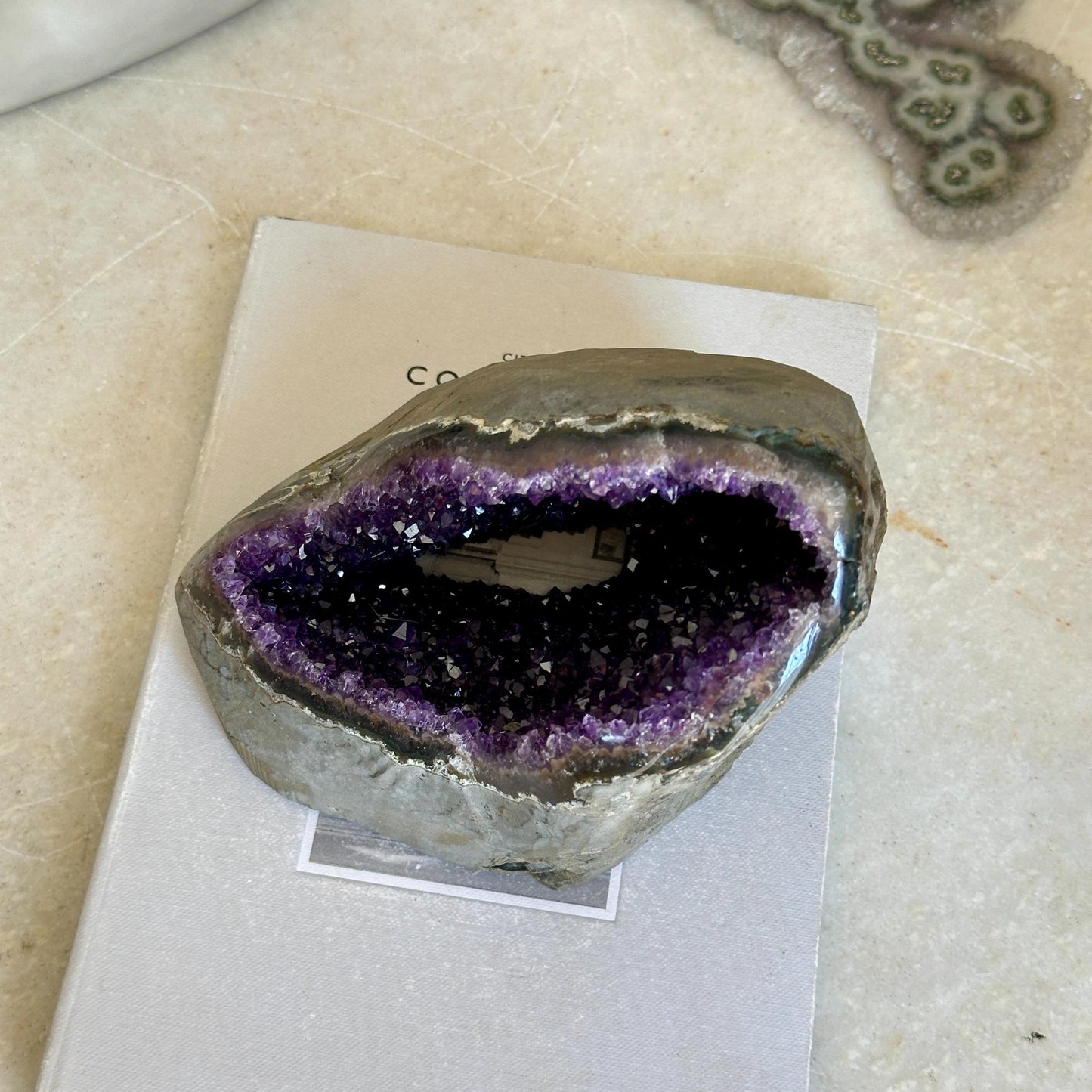 Amethyst stone, purple amethyst geode
