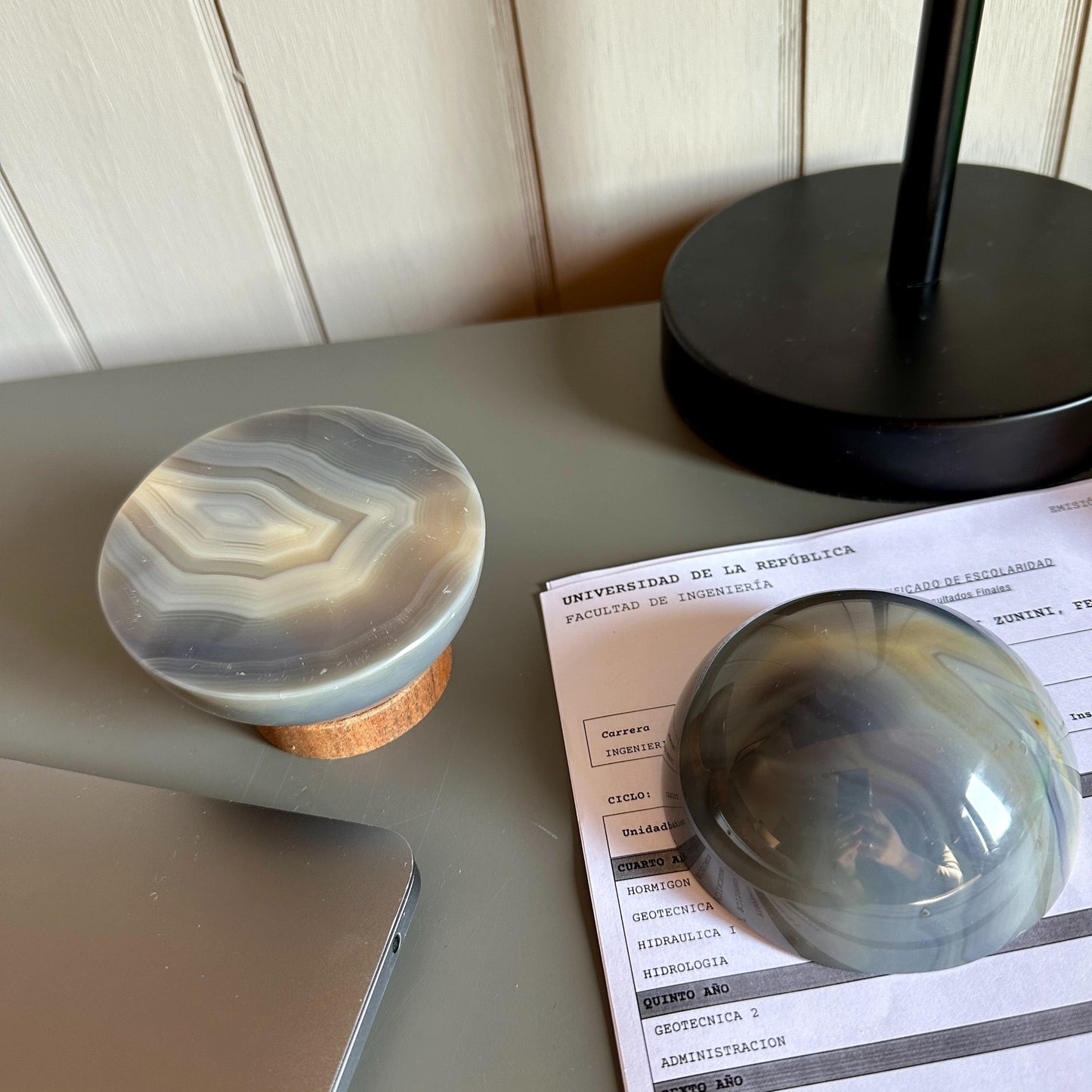 Semiprecious stone, Natural Crystal Desk Ornament