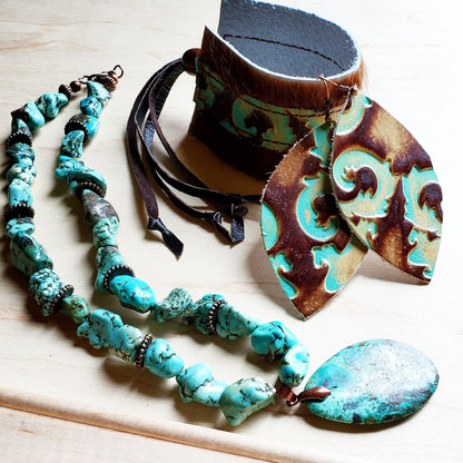 Chunky Turquoise Necklace w/ Natural Teardrop Pendant 249m