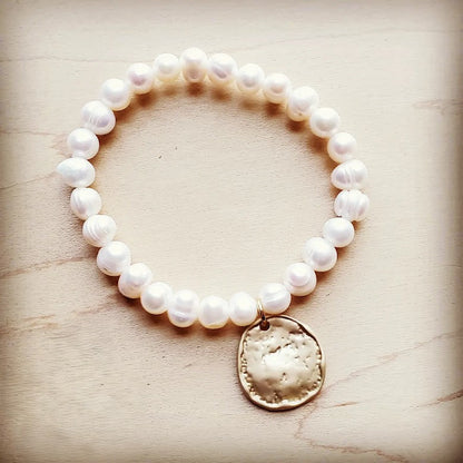 Freshwater Pearl Bracelet with Matte Gold Coin 804m