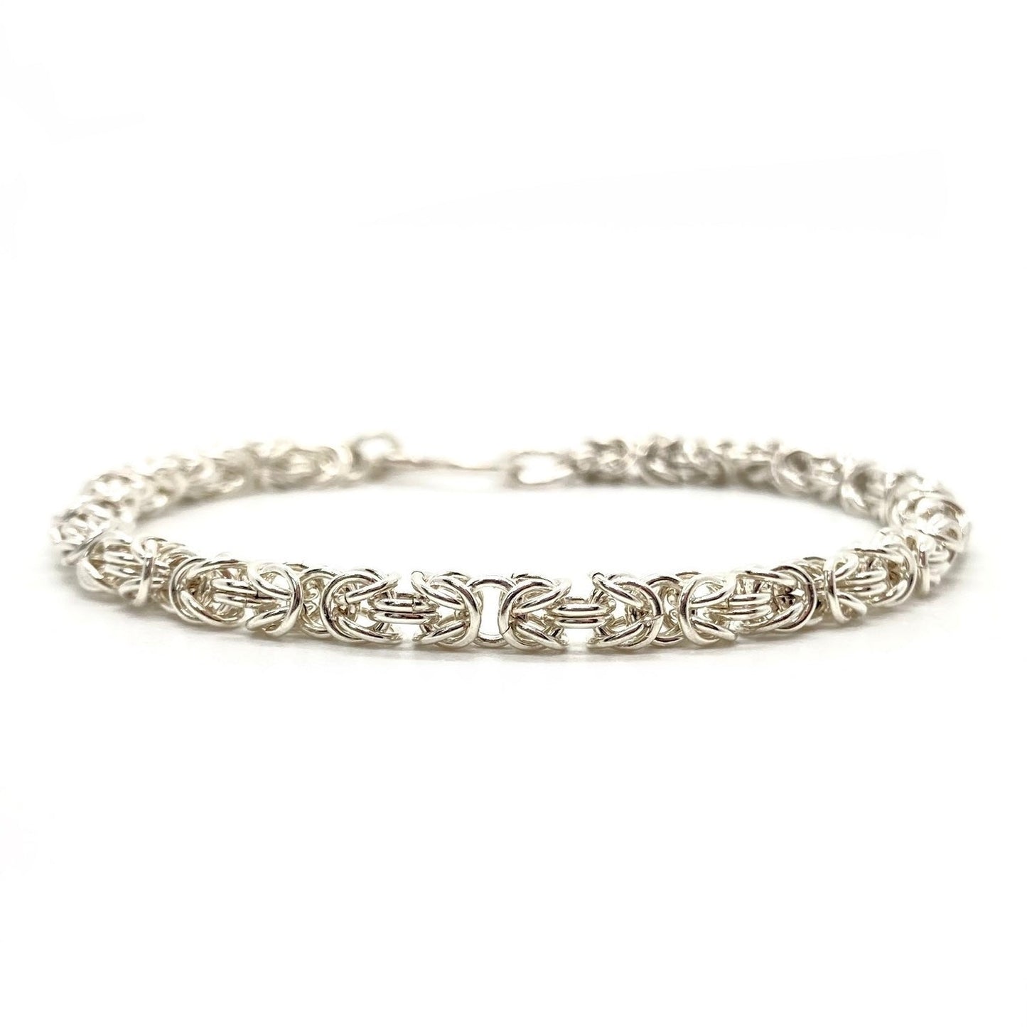 Delicate Byzantine Chainmaille Bracelet in Silver