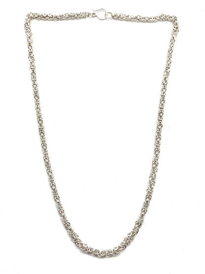 Delicate Byzantine Chainmaille Necklace in Silver