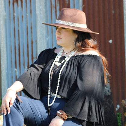 Genuine Leather Wide Cuff with Genuine Freshwater Pearls 004Y