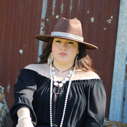 White Turquoise Chunky Necklace with Leather Tassel 225K