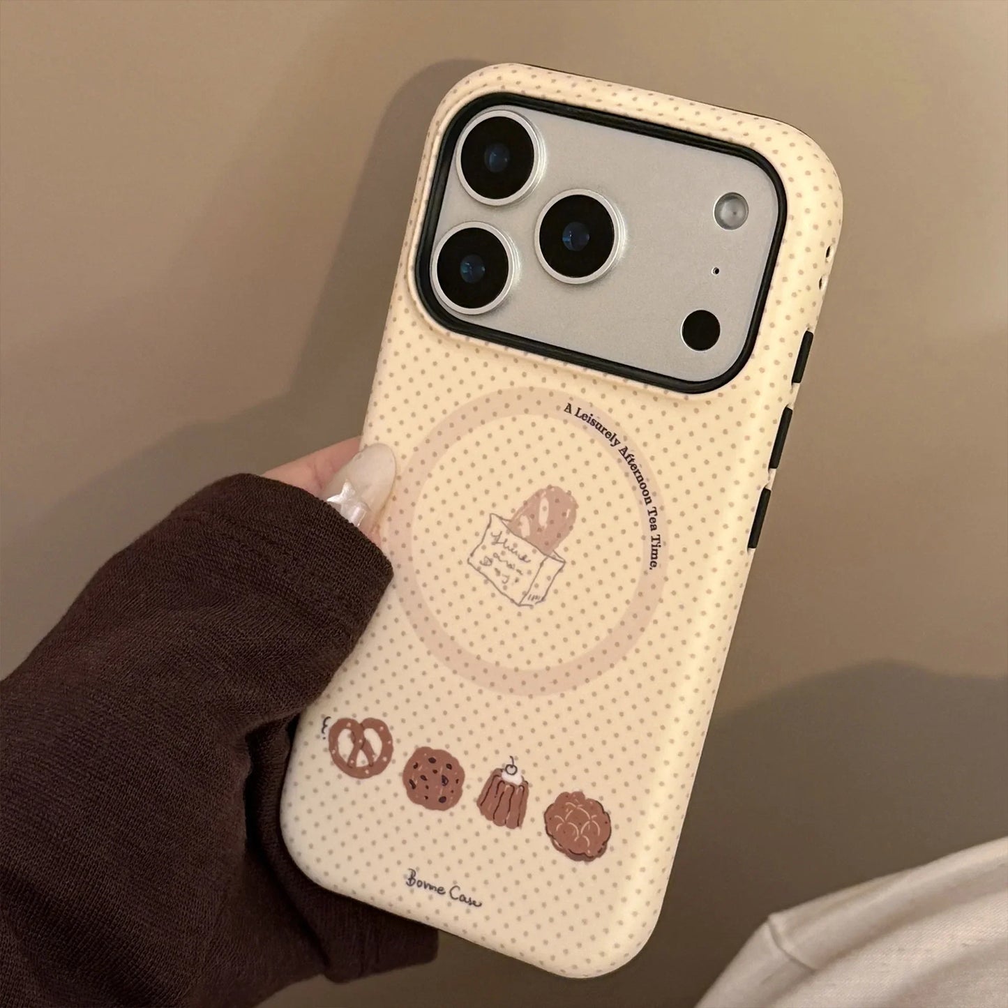 Cute Wave Point Cookie Bread Fold Love Heart Bracket Magnetic Phone Case For iPhone