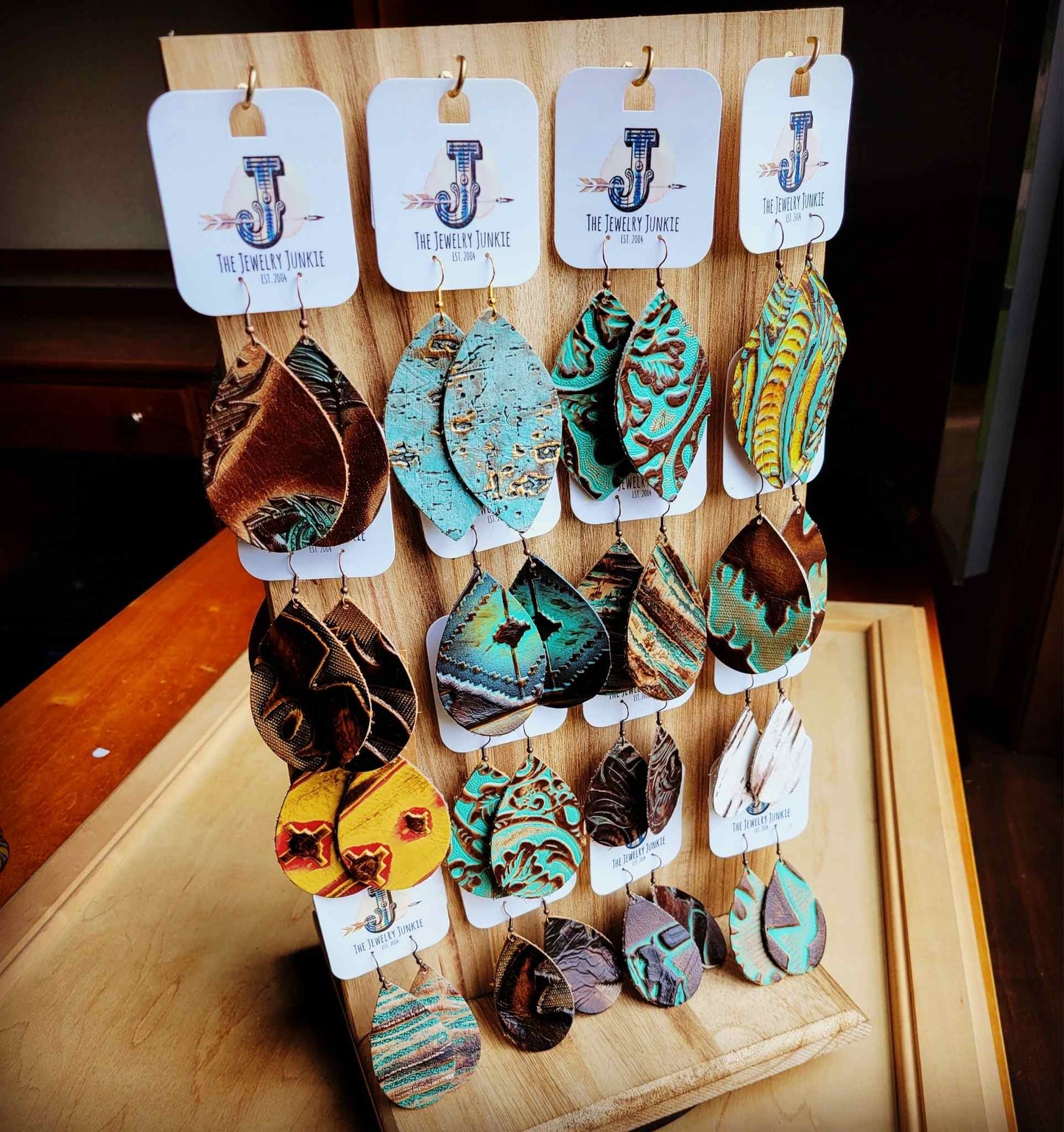 **Embossed Leather Earring Starter Pack With Wood Rotating Display 208s