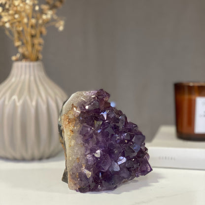 Amethyst geode with Agate banded, Amethyst self standing, Unique crystal cluster