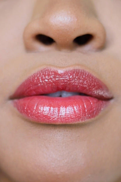 Black Magic Hypnotic Impact High Shine Lipstick Mini