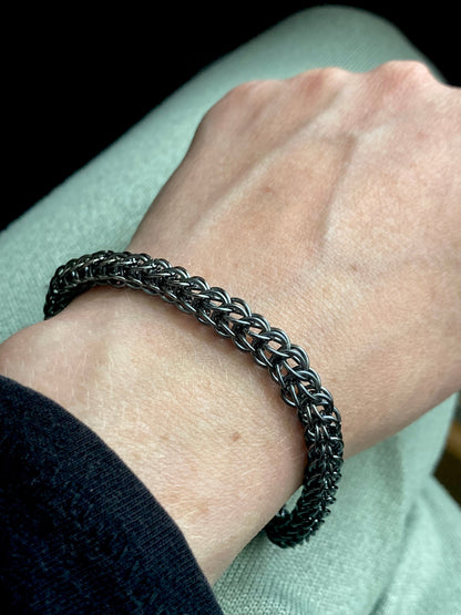 Foxtail Chainmaille Bracelet in Oxidized Sterling Silver