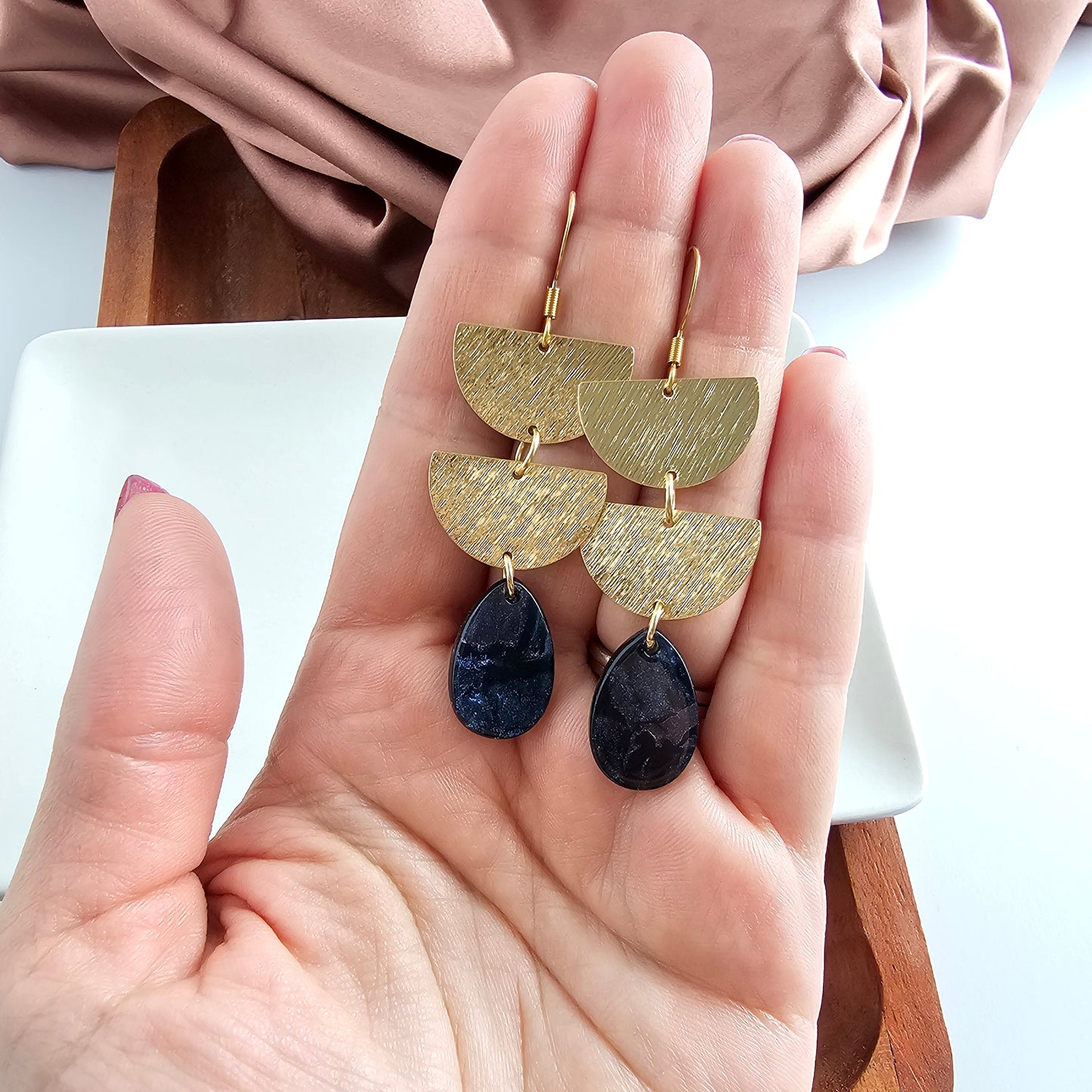 Aria Earrings - Midnight Shimmer