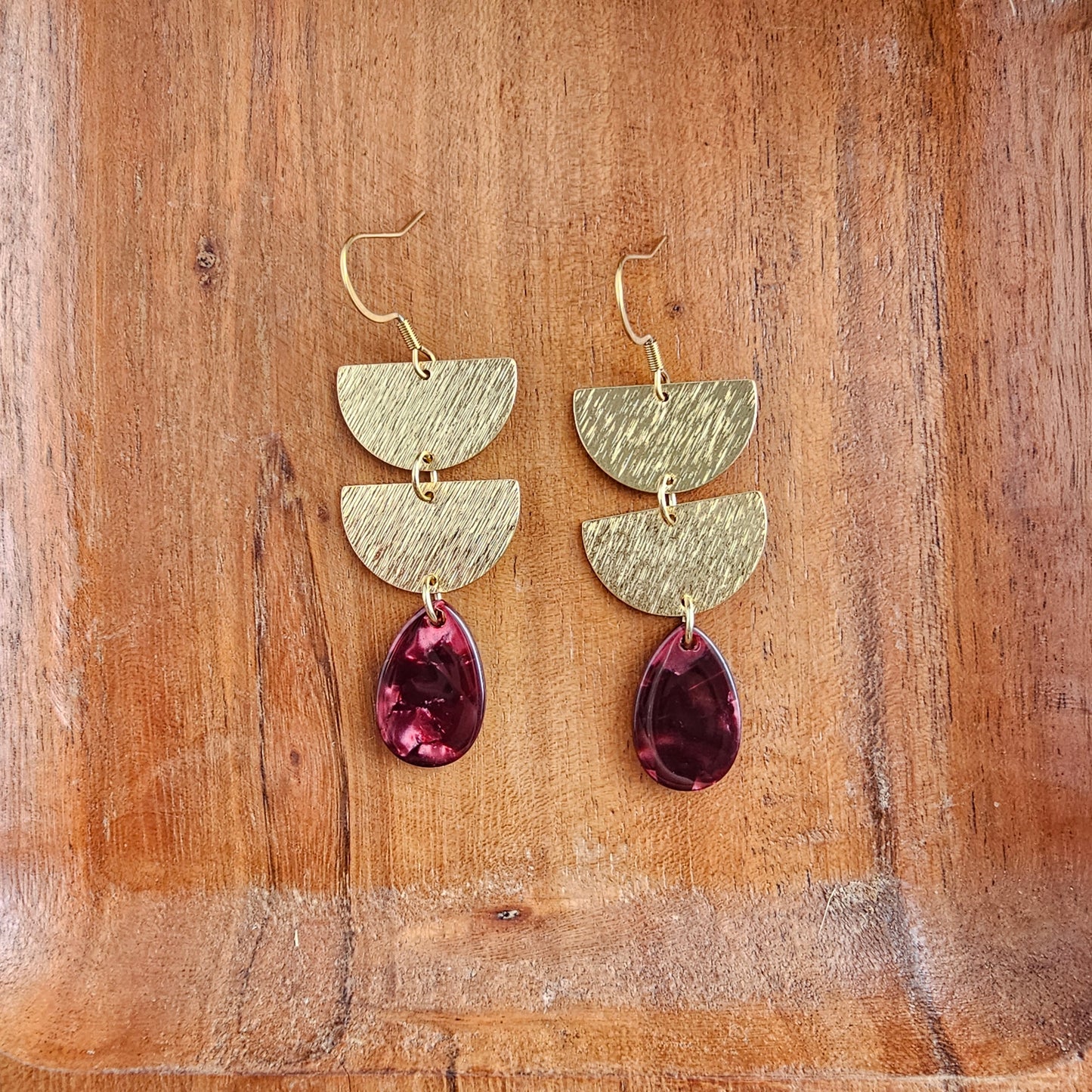 Aria Earrings - Maroon