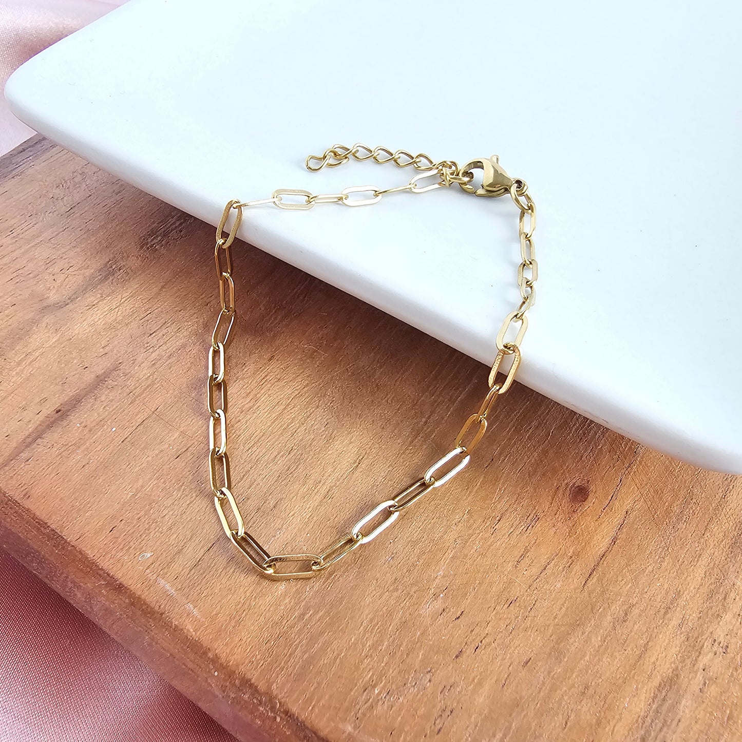 Luxe Gold Delicate Paper Clip Bracelet