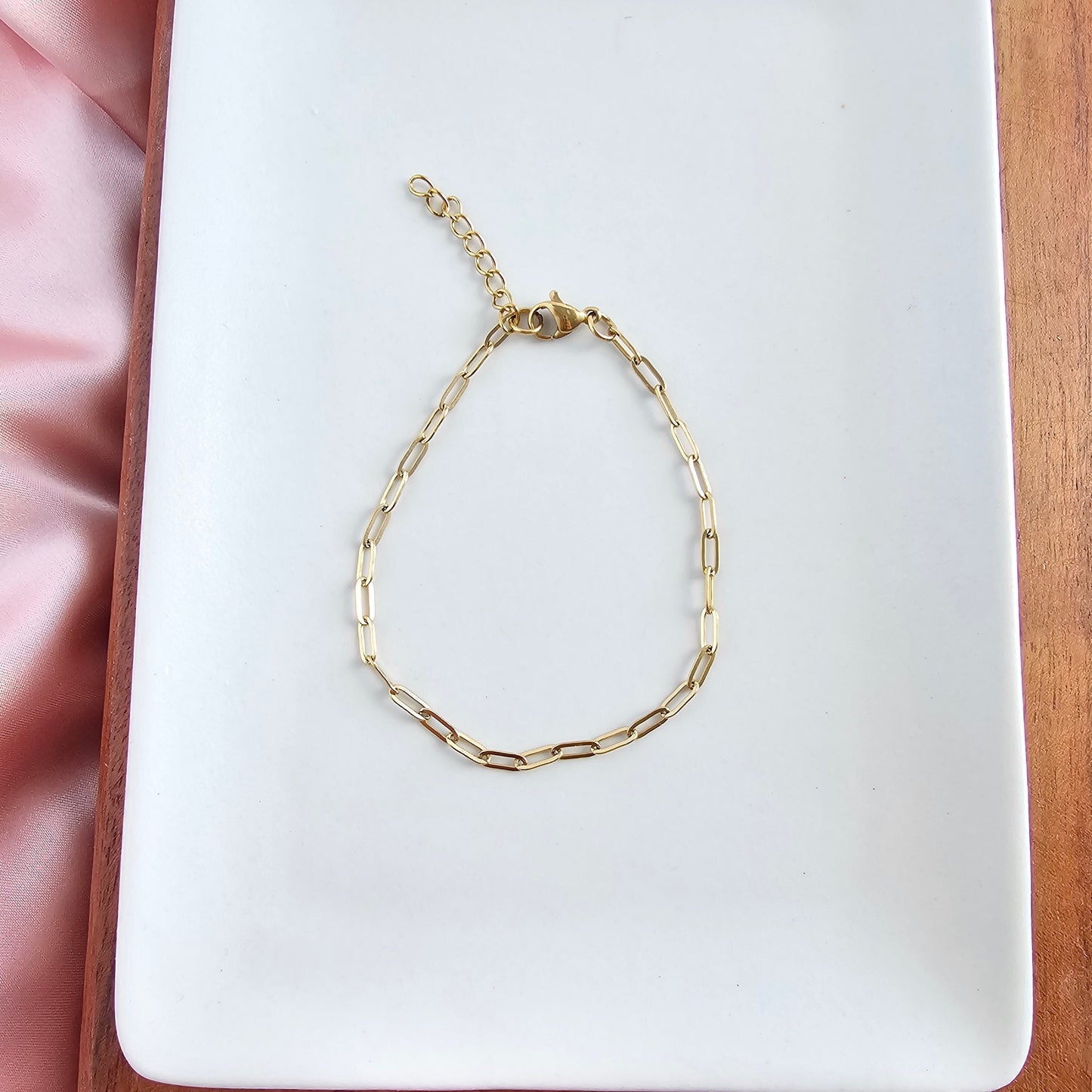 Luxe Gold Delicate Paper Clip Bracelet