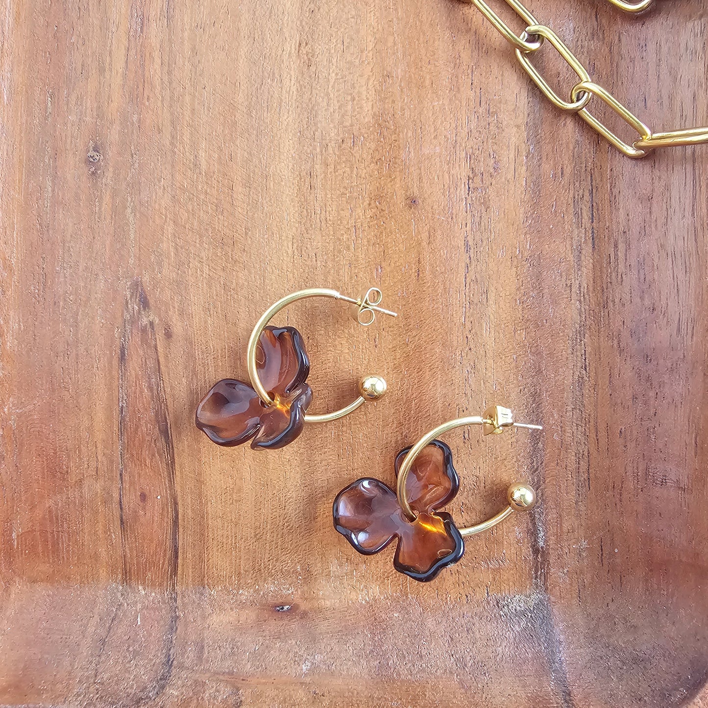 Magnolia Hoops - Amber