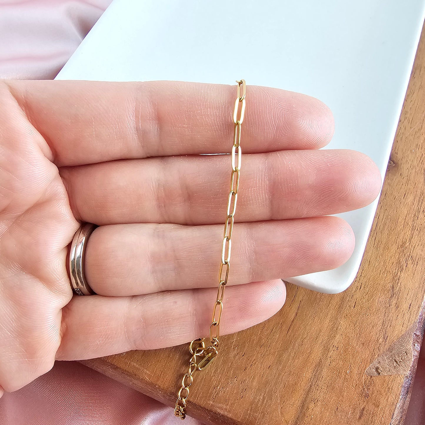 Luxe Gold Delicate Paper Clip Bracelet