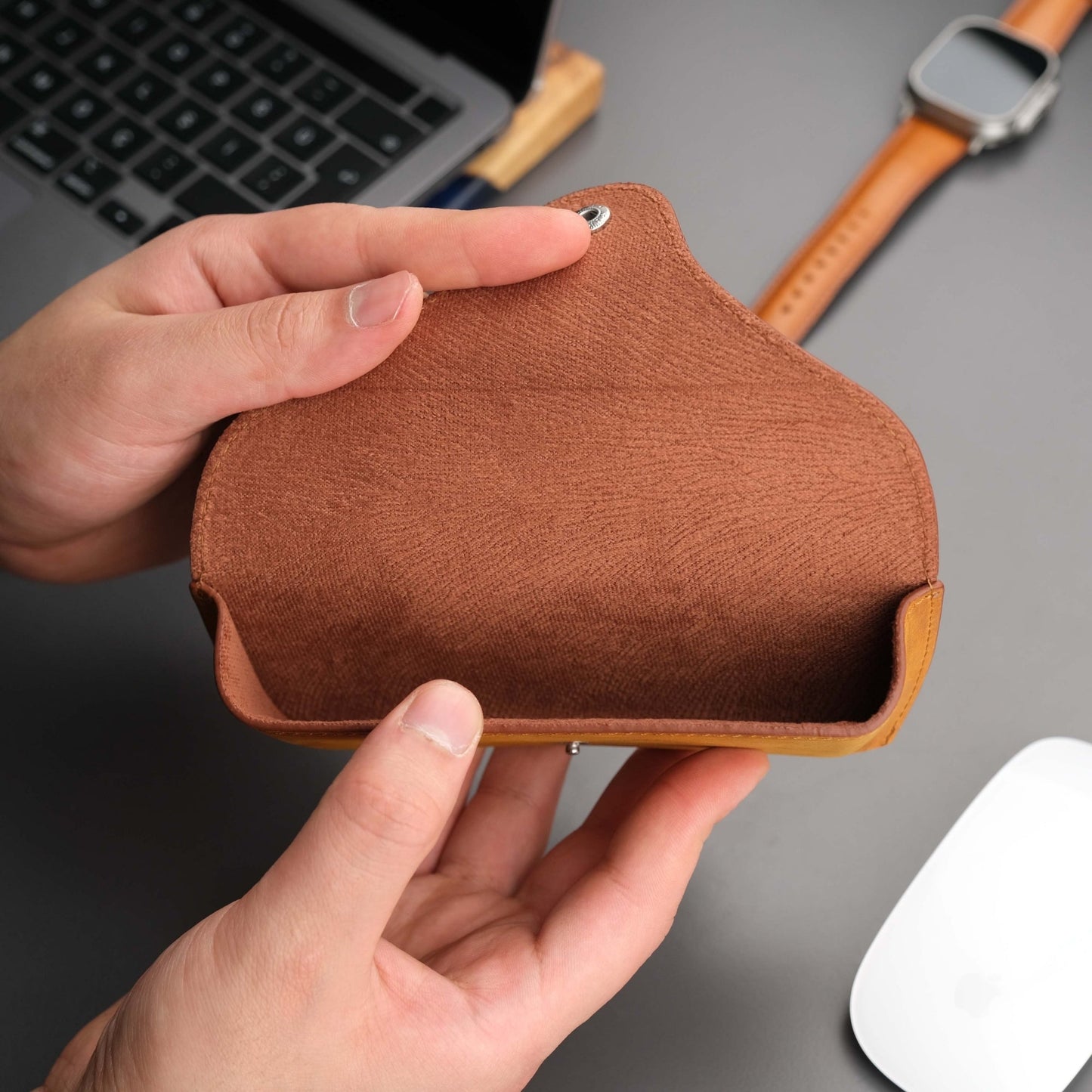 Rochester Full-Grain Leather Eyeglass Case