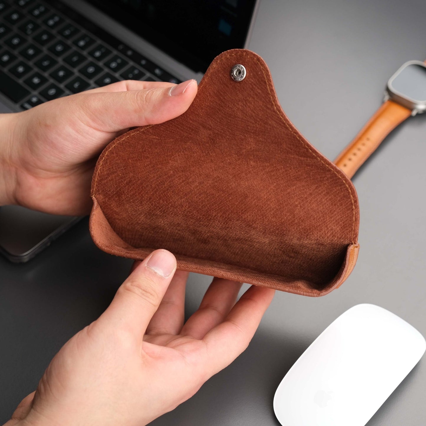 Rochester Full-Grain Leather Eyeglass Case