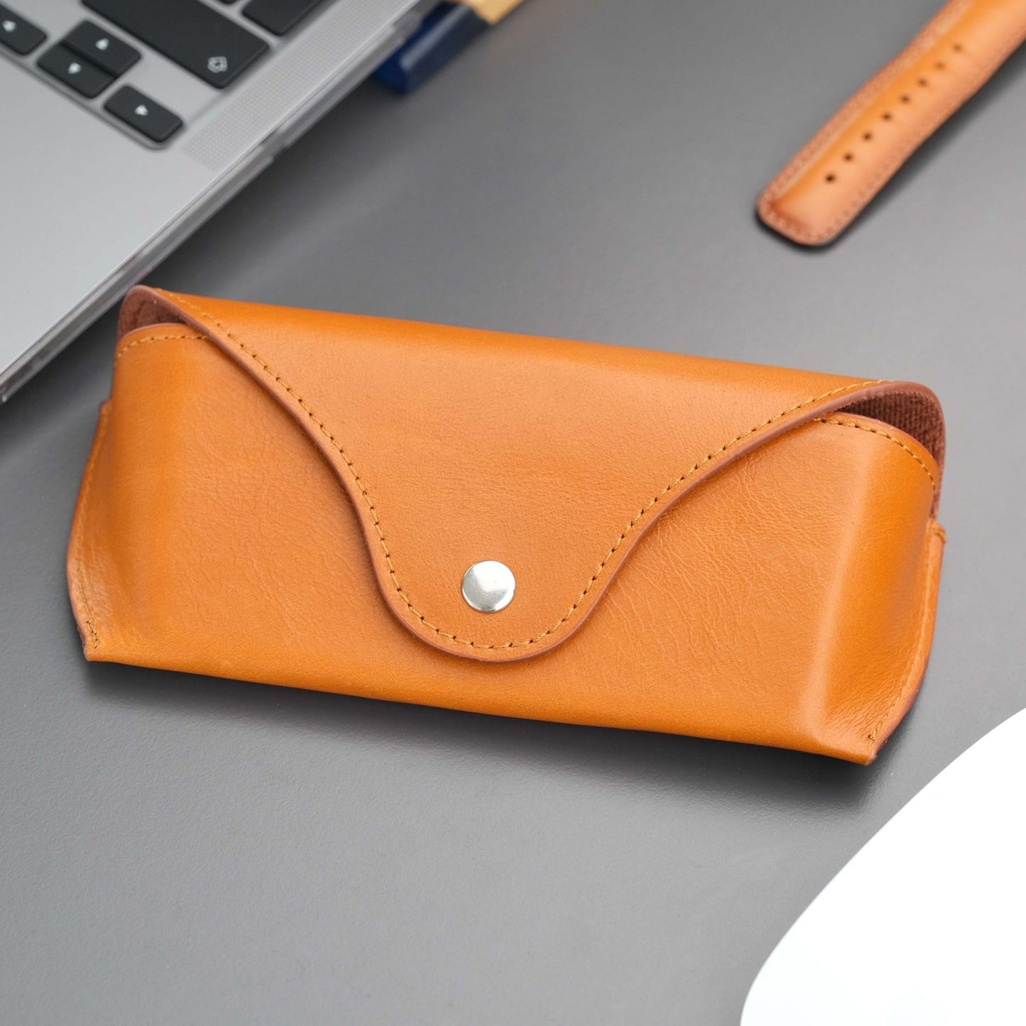 Rochester Full-Grain Leather Eyeglass Case