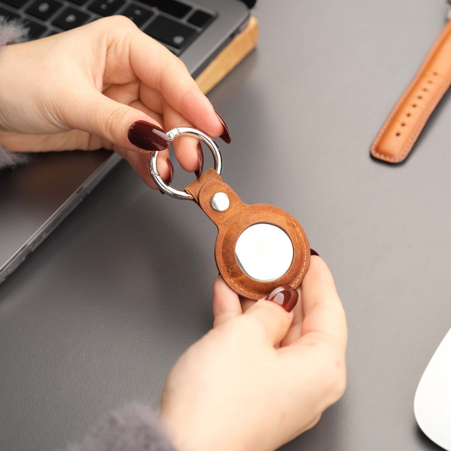 Saratoga Leather AirTag Holder