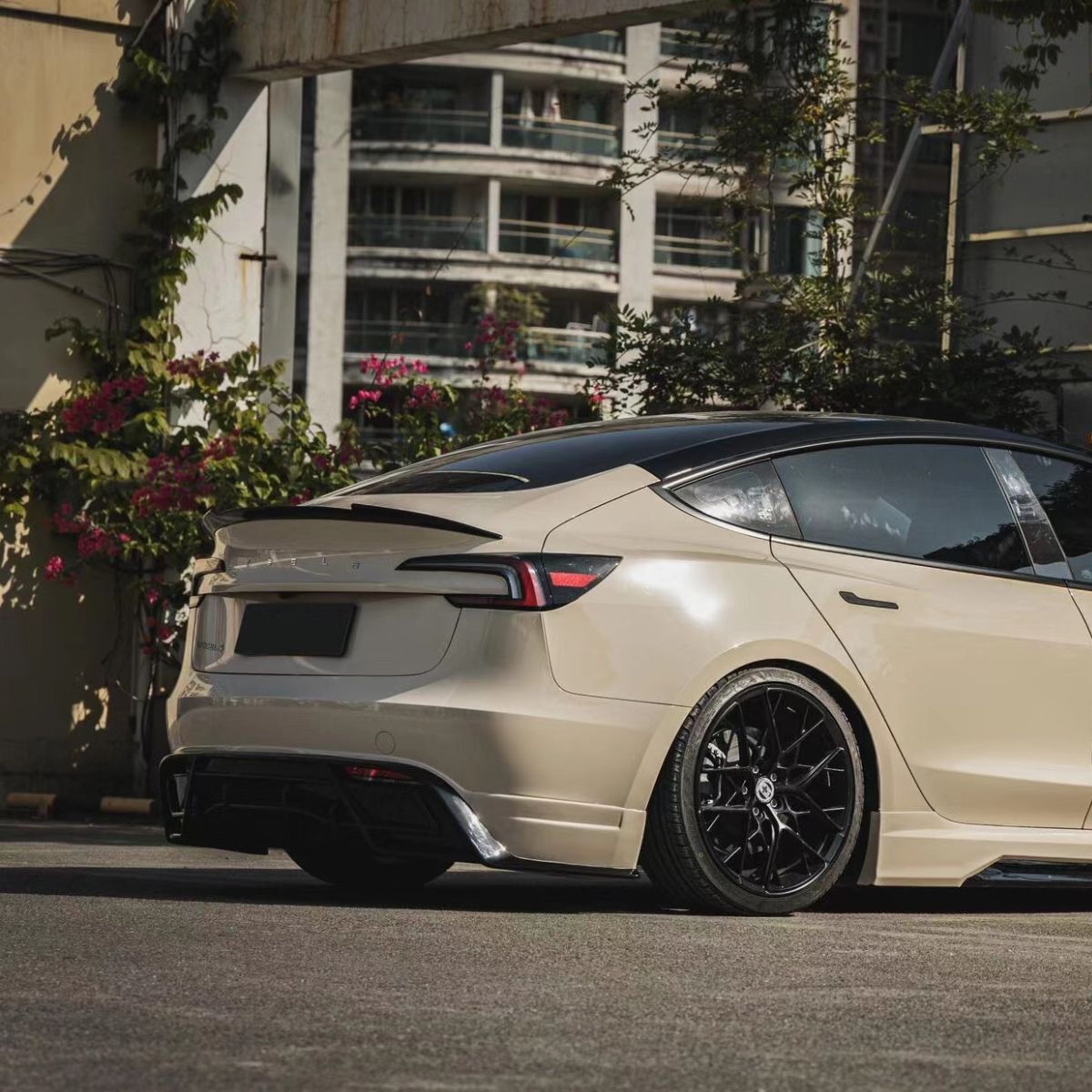 TESERY Model 3 Highland Rear Trunk Spoiler - Carbon Fiber Exterior Mods