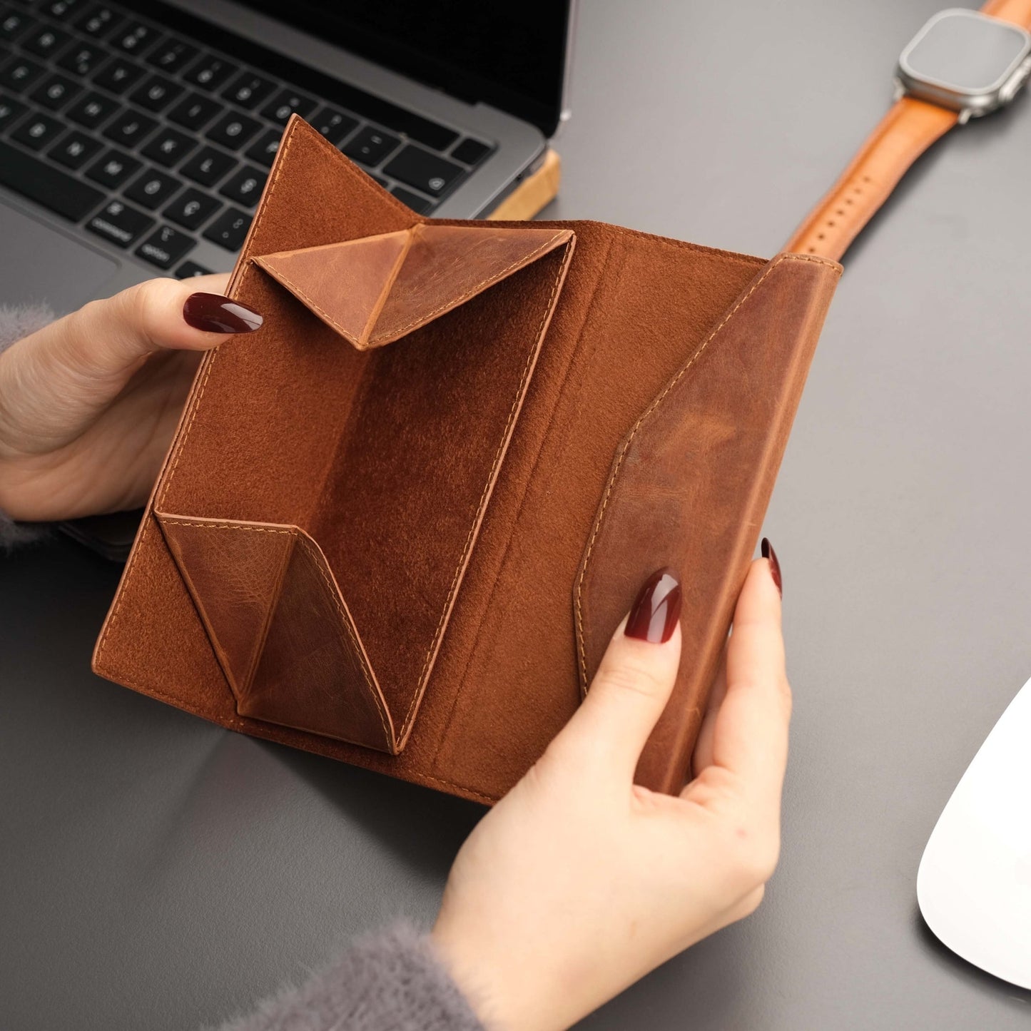 Triangle Leather Glasses Case – Vintage Eyewear Holder